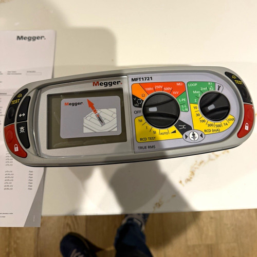 Megger mft1721 true - megger,